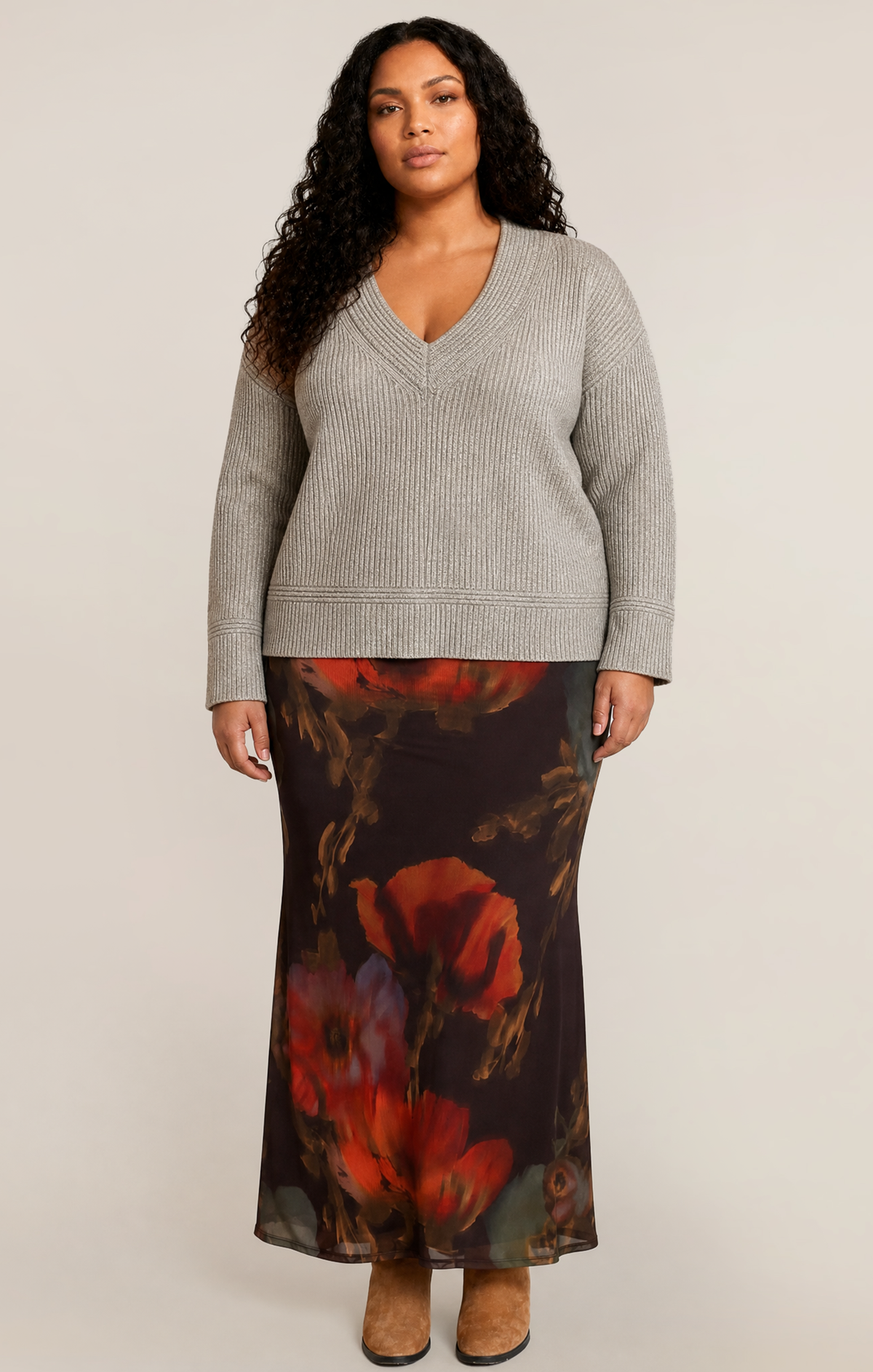 Relaxed V-Neck Jumper with Ribbed Edges